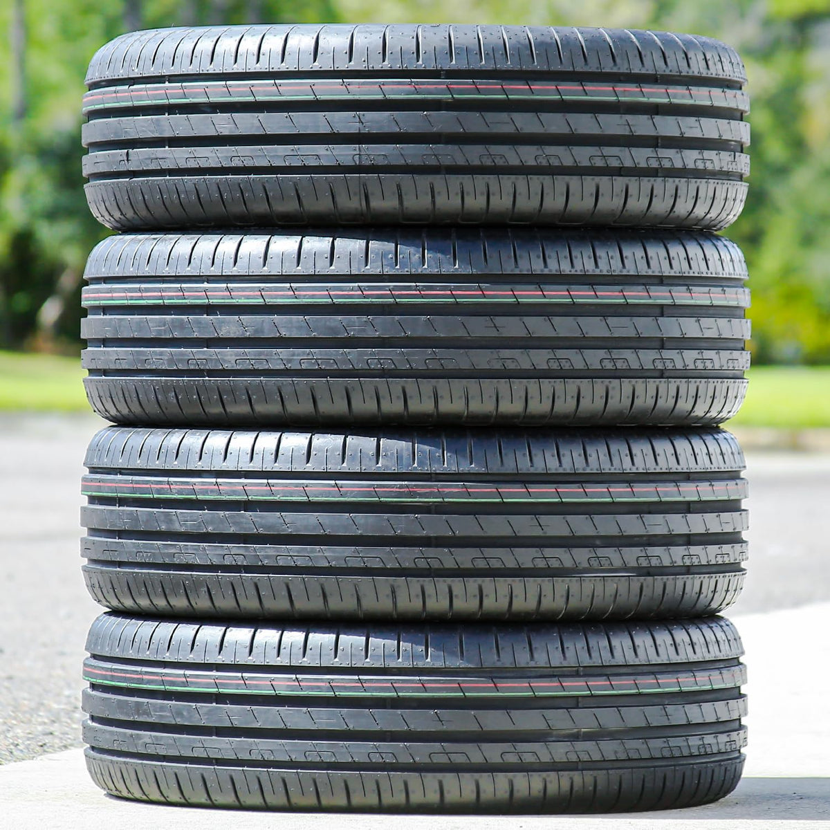 215/60R16 95H Tire U82028
