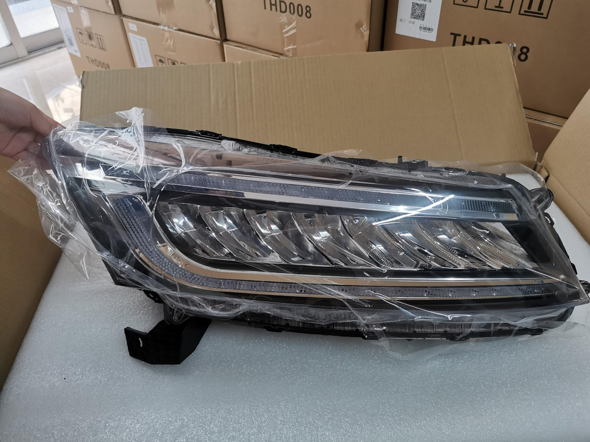 Headlights For Honda Accord 2008-2012, Driver and Passenger Side (Pair) R28547