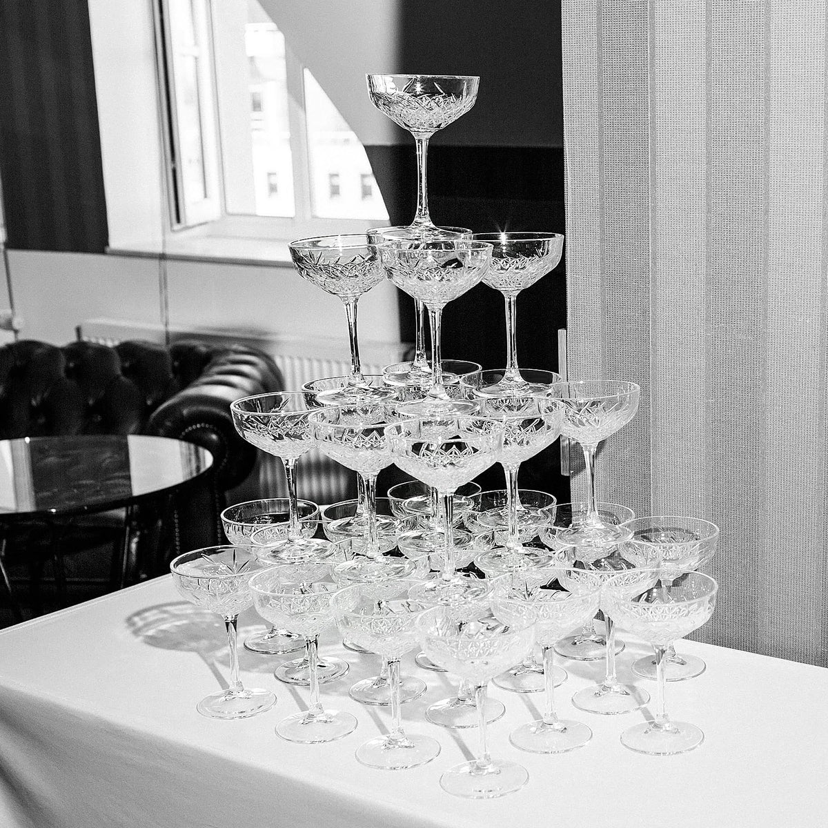 Martini Glasses Set of 4 Stemmed 8 Oz N785
